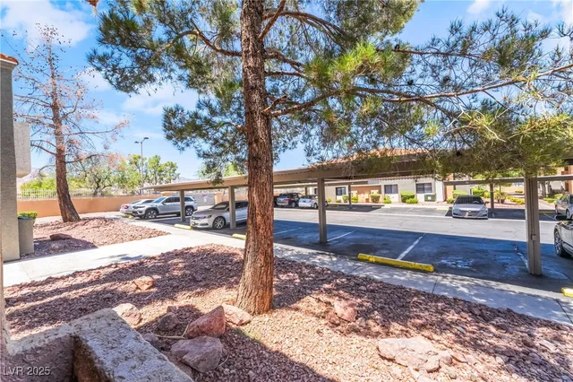 $239,800 | 3151 North Soaring Gulls Drive, Unit 1083, Las Vegas, NV 89128