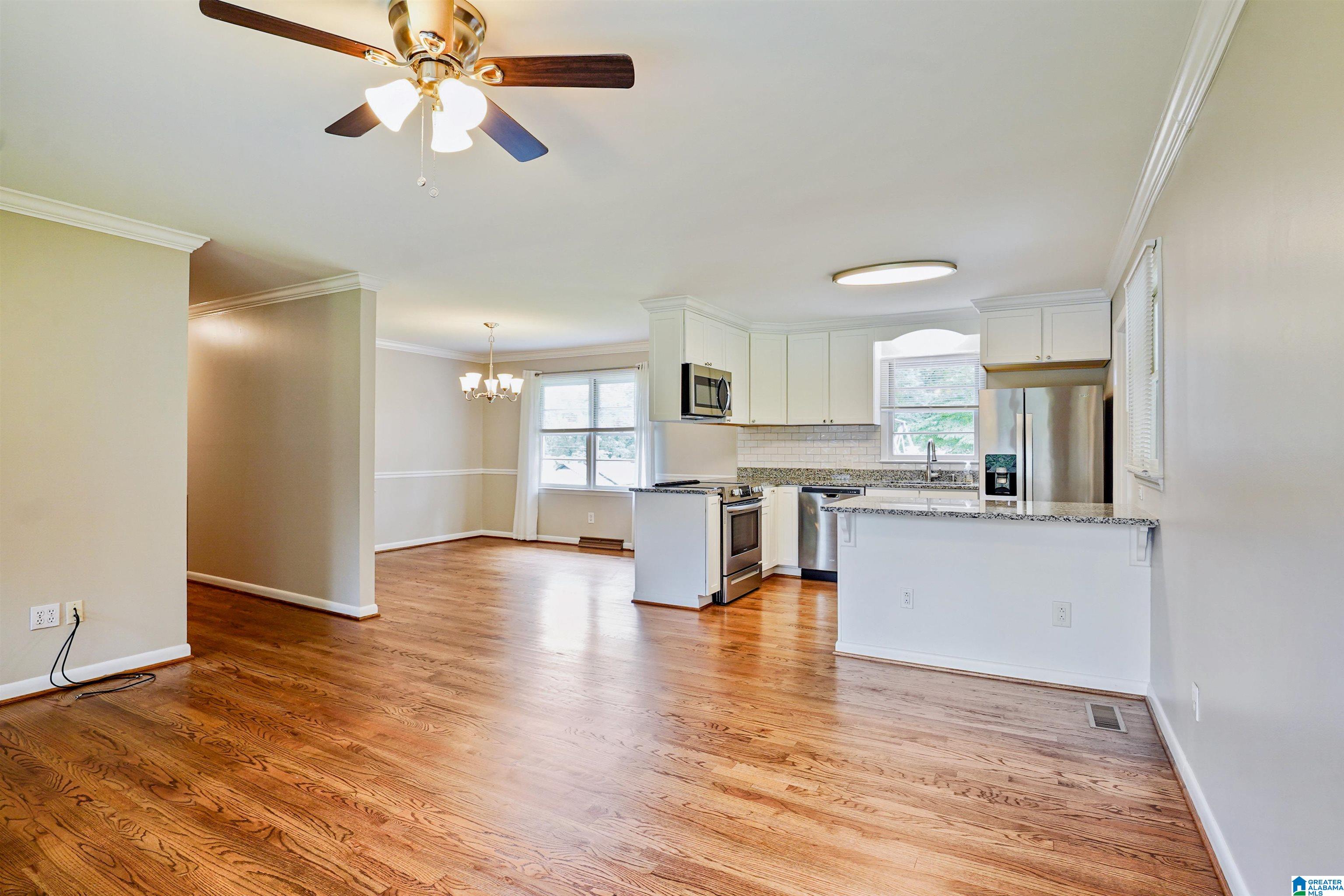 705 4th Avenue Northwest Alabaster, AL 35007 - Photo 11 of 25