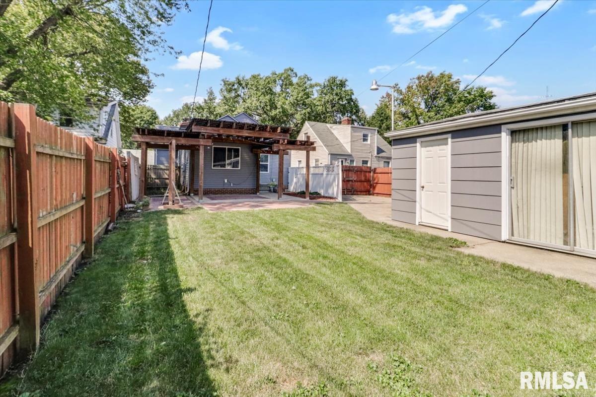 2440 South 5th Street Springfield, IL 62703 - Photo 20 of 23