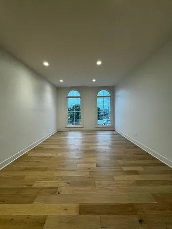 $900 | 136 Main Street, Unit 206, McGregor, IA 52157