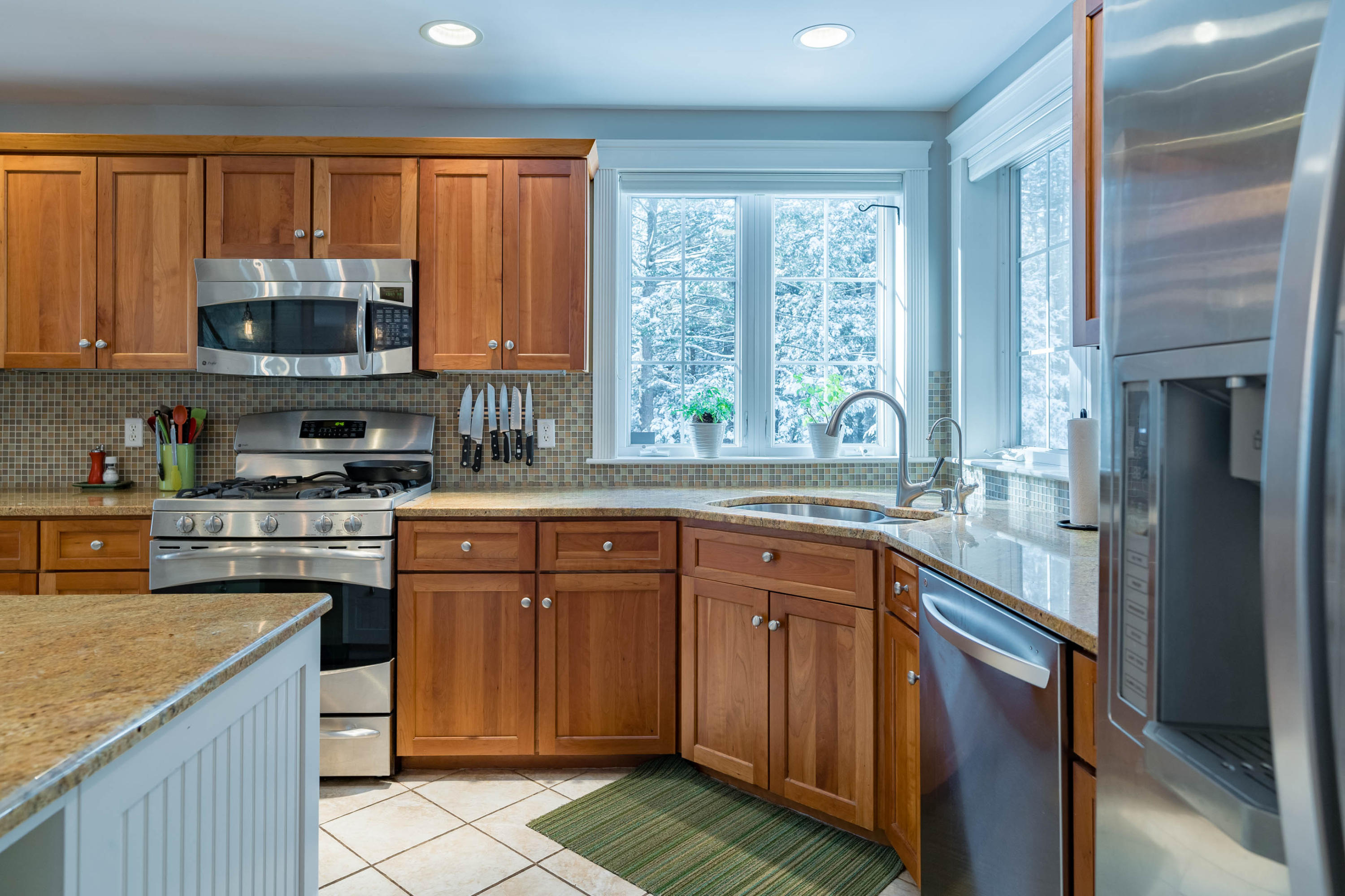 10 Ricker Road Falmouth, ME 04105 - Photo 9 of 31 10 Ricker Road