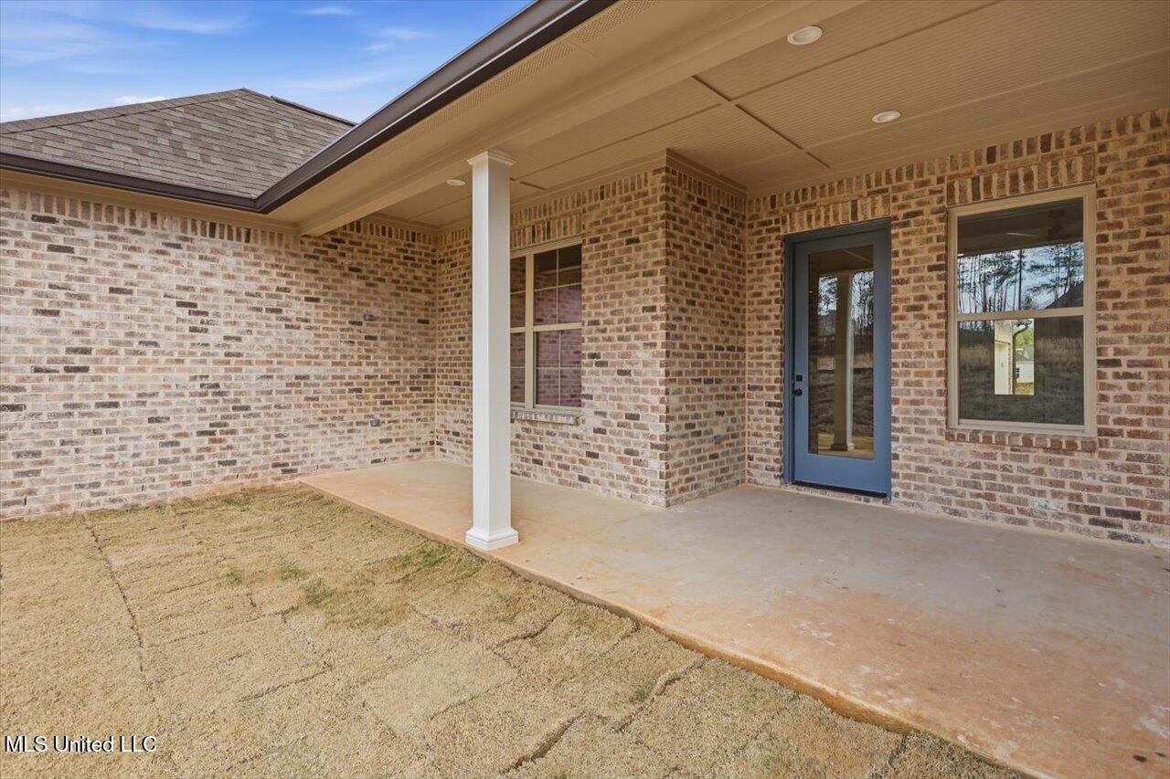 199 Bronson Bend Flowood, MS 39232 - Photo 32 of 35 32-199 Bronson Bnd _ Home Tours MS