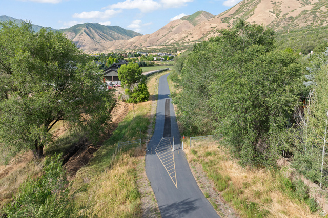 1326 East Little Court Mapleton, UT 84664 - Photo 9 of 15 Miles of Walking & Biking Path!