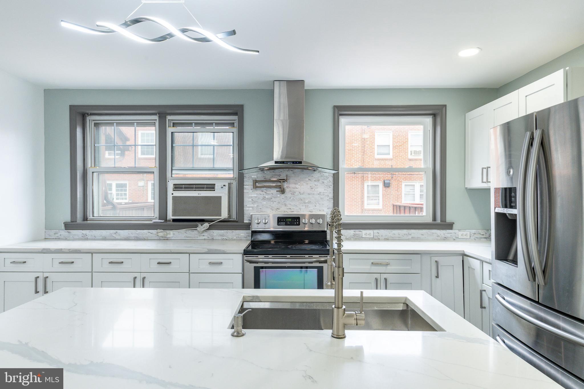 6606 Algard Street Philadelphia, PA 19135 - Photo 6 of 20 Kitchen