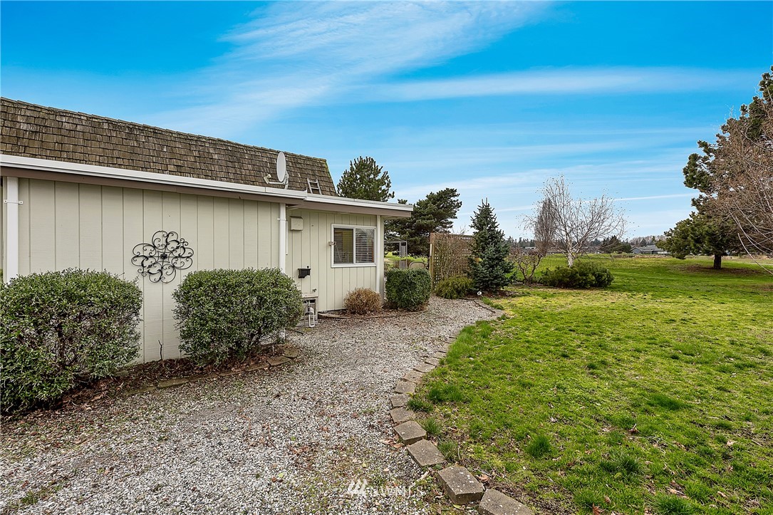 8133 Cowichan Road Blaine, WA 98230 - Photo 20 of 25 Gallery Image 20