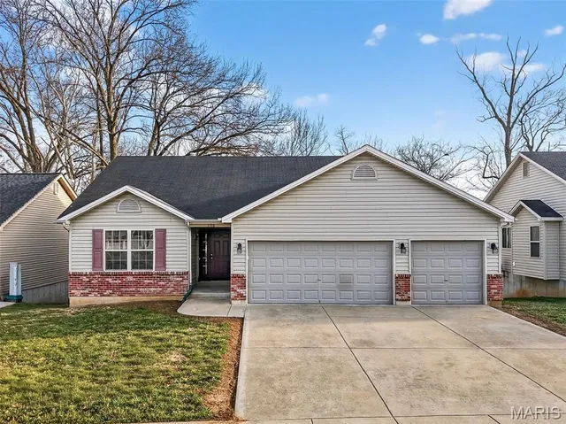 $295,000 | 1120 Jaxson Drive, Foristell, MO 63348