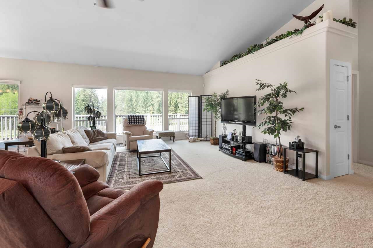 12022 North Forker Road Spokane, WA 99217 - Photo 5 of 38