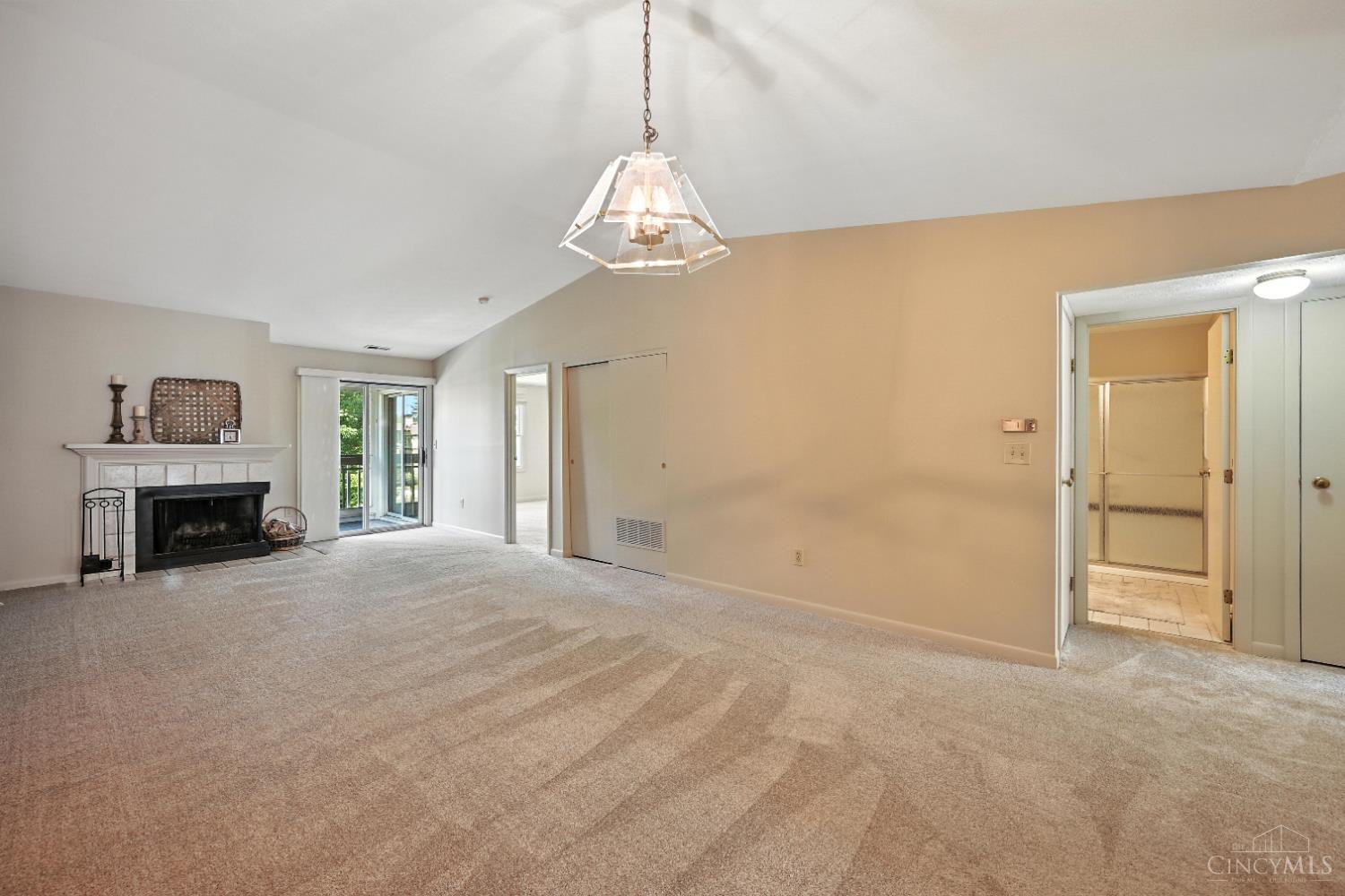 1285 Ebenezer Road Cincinnati, OH 45233 - Photo 10 of 32
