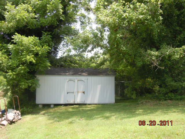 1 Smith Fork Creek Road Lancaster, TN 38569 - Photo 2 of 9 large storeage bold/work shop