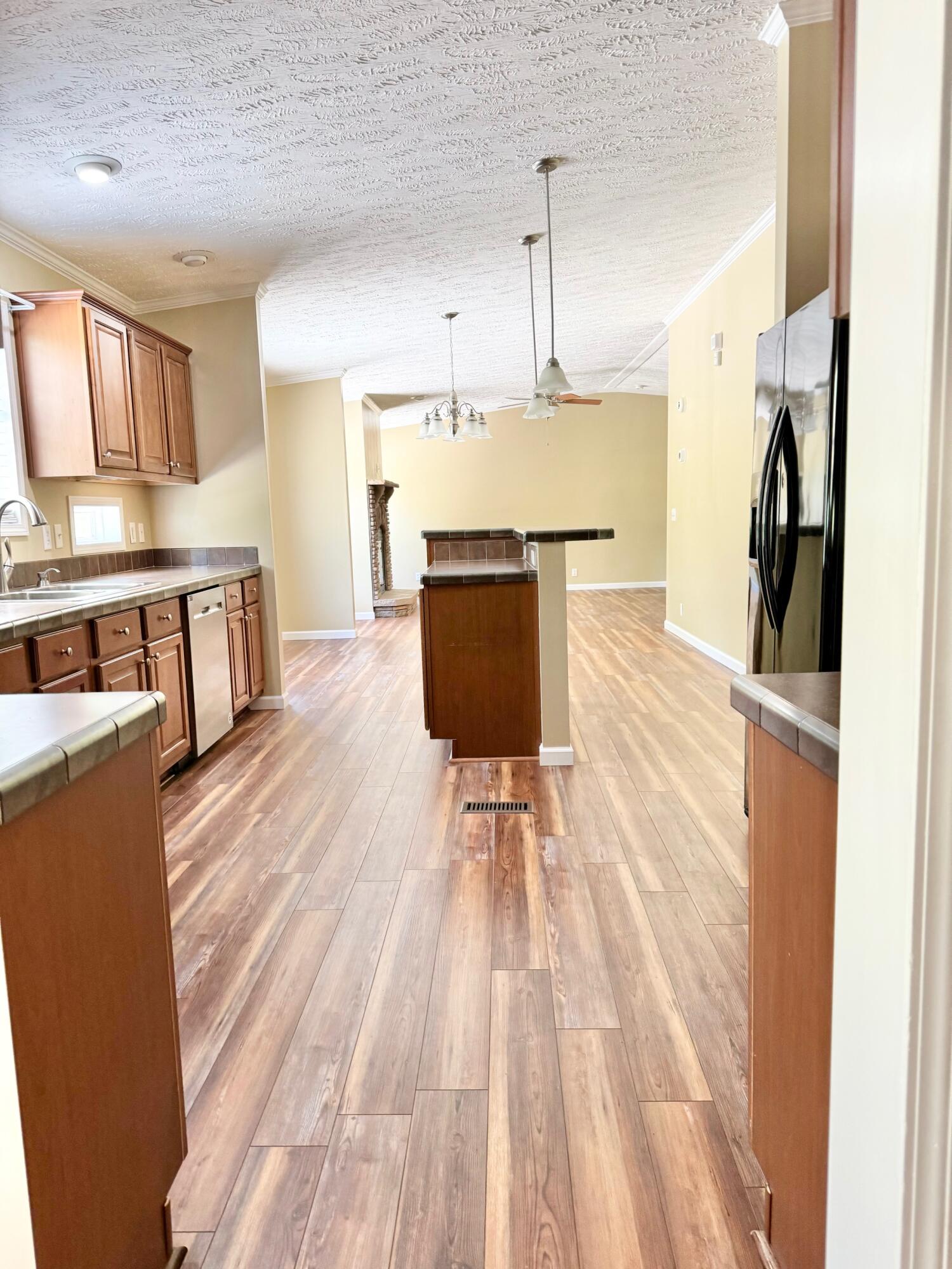 695 Pine Grove Road Beattyville, KY 41311 - Photo 29 of 58 IMG_0329