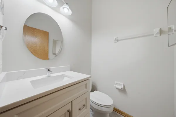 $490,000 | 490 Beckett Crossing Drive, Mundelein, IL 60060