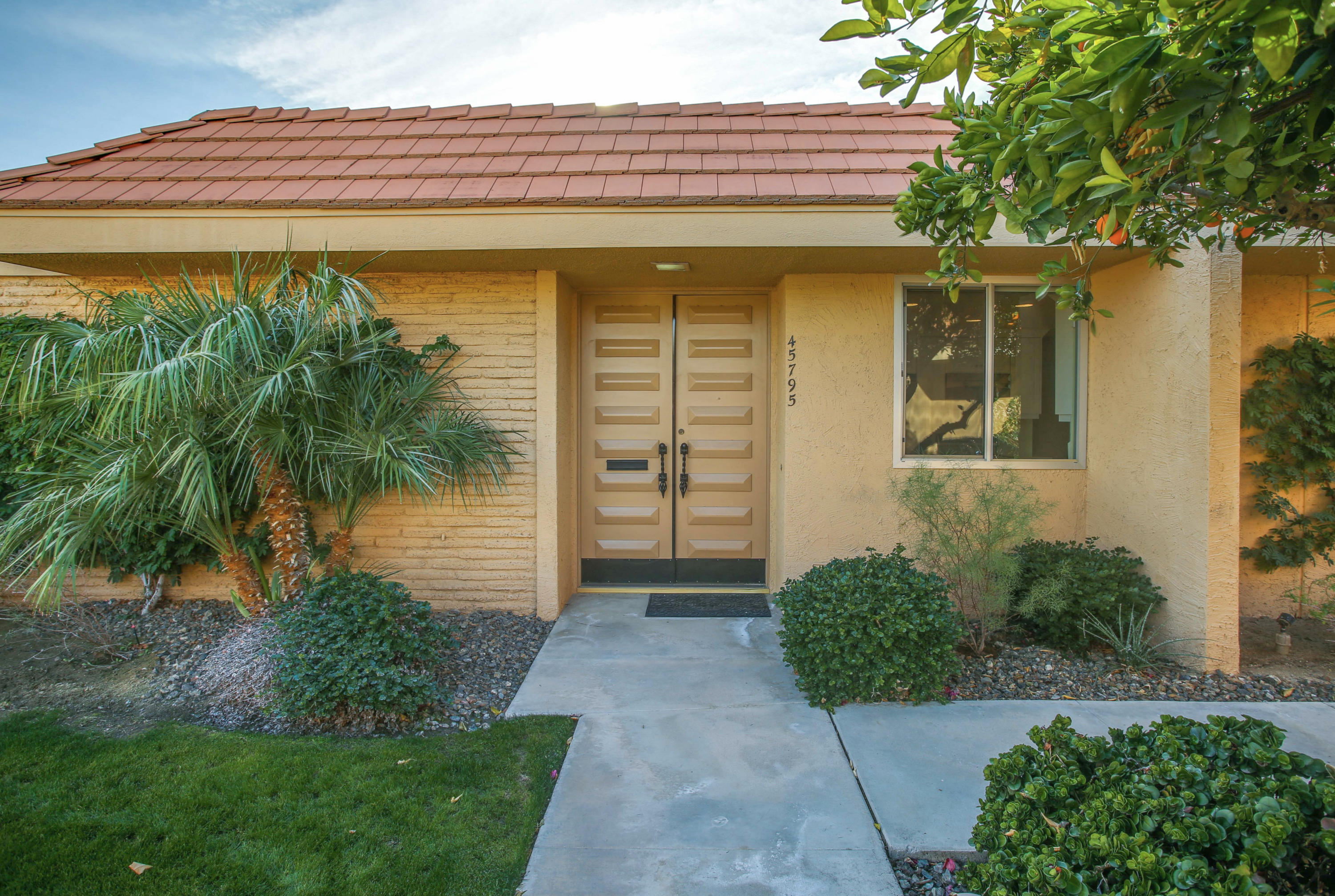 45795 Pima Road Indian Wells, CA 92210 - Photo 2 of 41 01