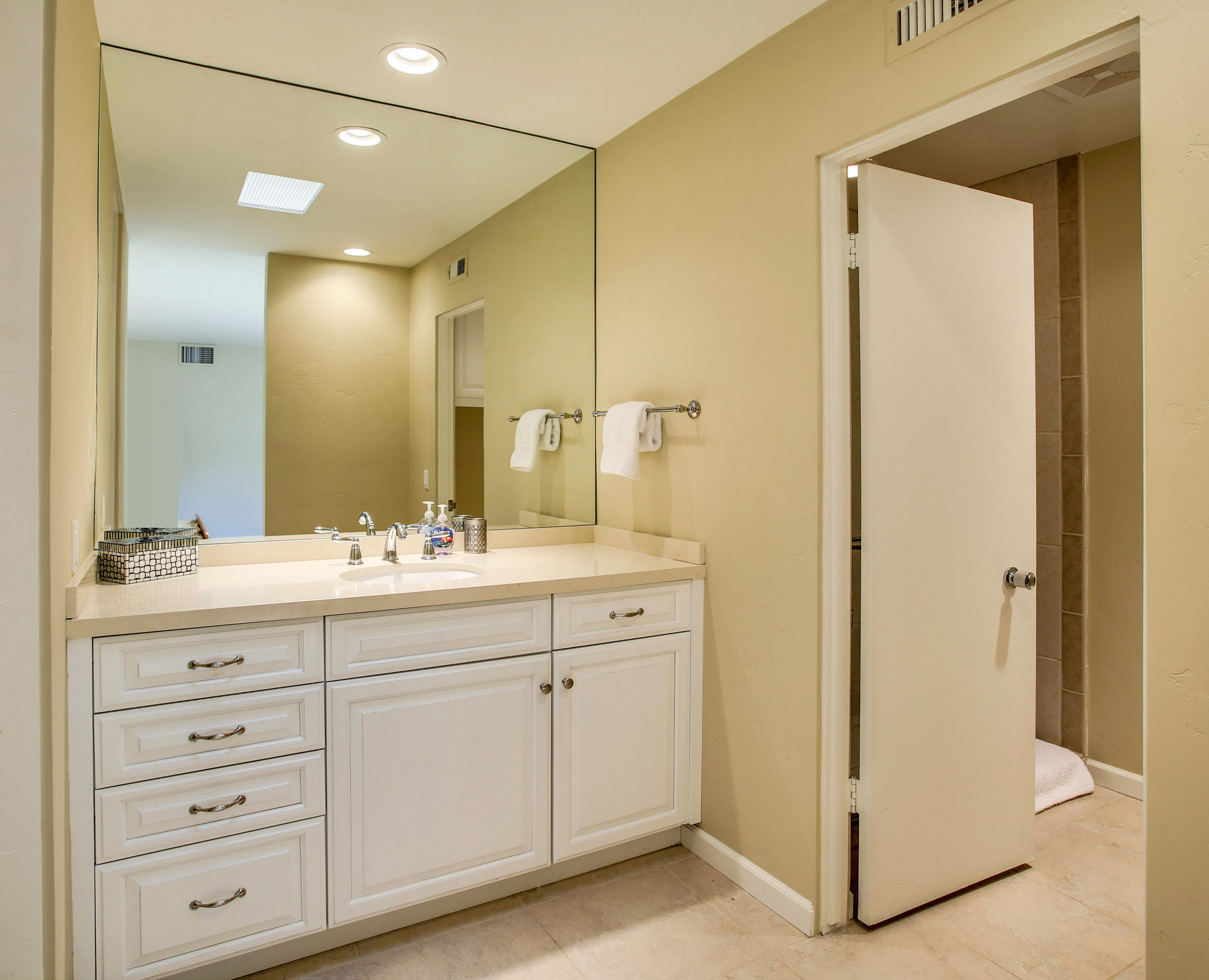 45795 Pima Road Indian Wells, CA 92210 - Photo 25 of 41 24