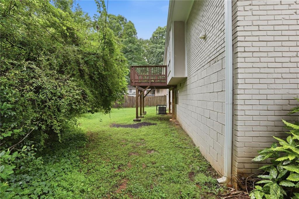 2225 Emerald Castle Drive Decatur, GA 30035 - Photo 25 of 31 Gallery Image 25