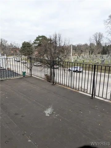 $1,400 | 1582 Delaware Avenue, Unit 4, Buffalo, NY 14209