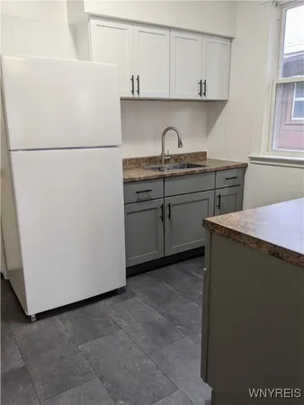 $1,400 | 1582 Delaware Avenue, Unit 4, Buffalo, NY 14209