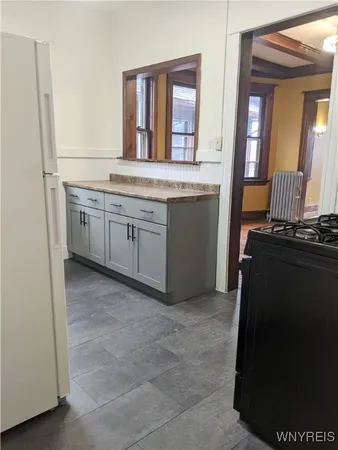 $1,400 | 1582 Delaware Avenue, Unit 4, Buffalo, NY 14209
