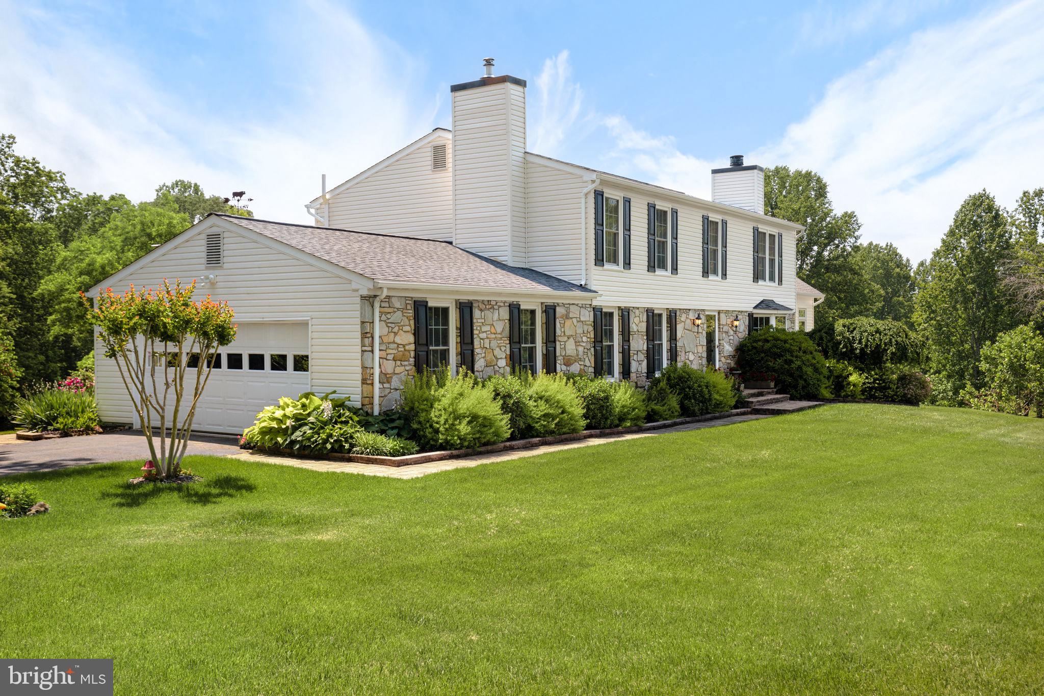 7757 Citation Drive Marshall, VA 20115 - Photo 3 of 42