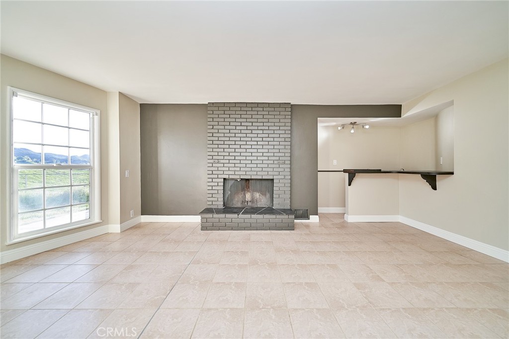 44500 Los Caballos Road Temecula, CA 92592 - Photo 5 of 31