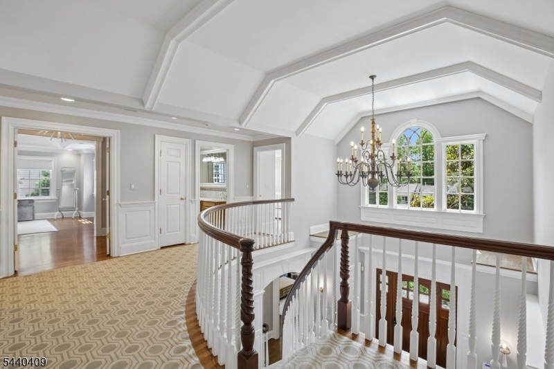 19 Hilltop Road Short Hills, NJ 07078 - Photo 17 of 34