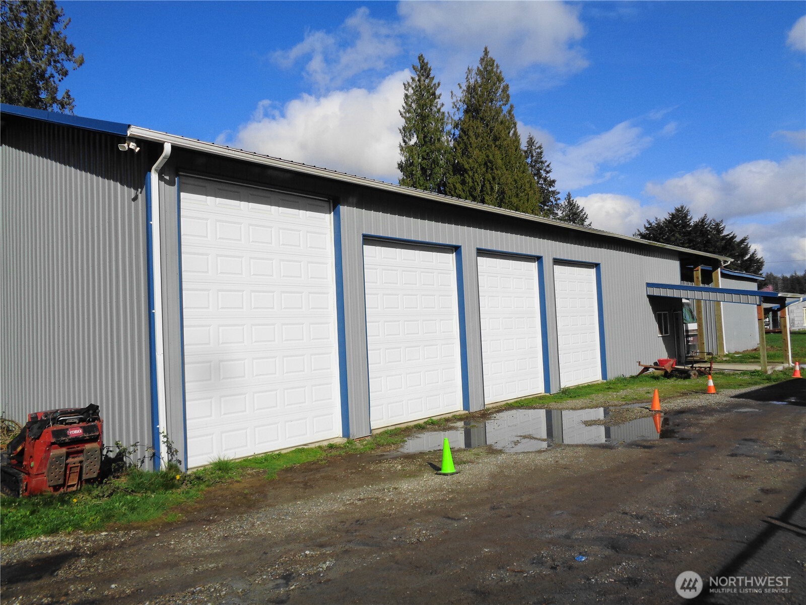 3001 South Bay Road Northeast Olympia, WA 98506 - Photo 3 of 6