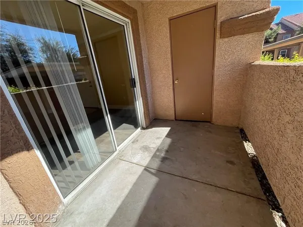 $1,200 | 1150 North Buffalo Drive, Unit 1041, Las Vegas, NV 89128