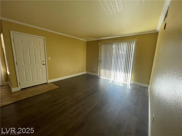 $1,200 | 1150 North Buffalo Drive, Unit 1041, Las Vegas, NV 89128