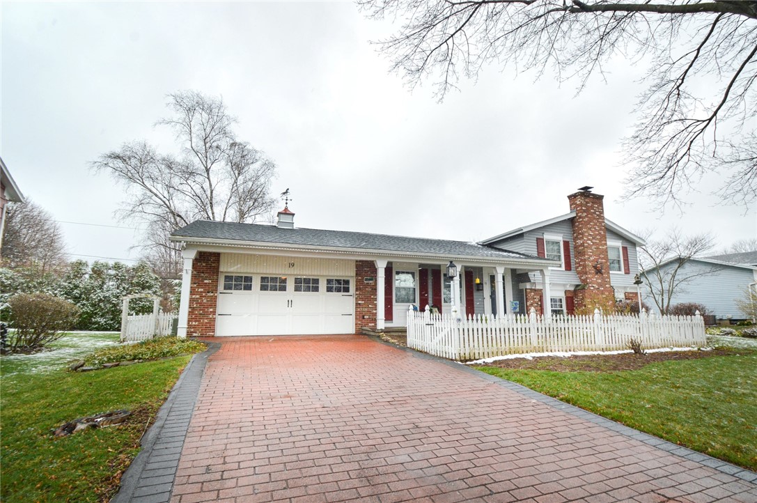 19 Damsen Road Greece, NY 14612 - Photo 1 of 1 Gallery Image 1