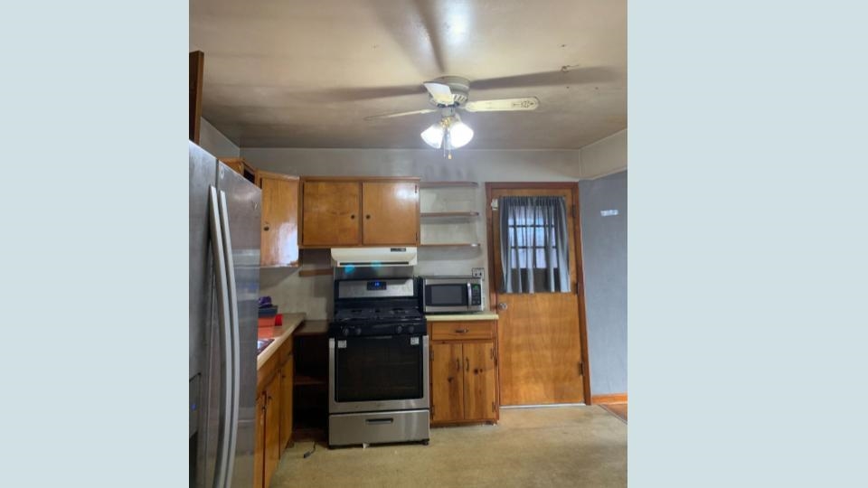 2401 Bare Street Staunton, VA 24401 - Photo 3 of 13