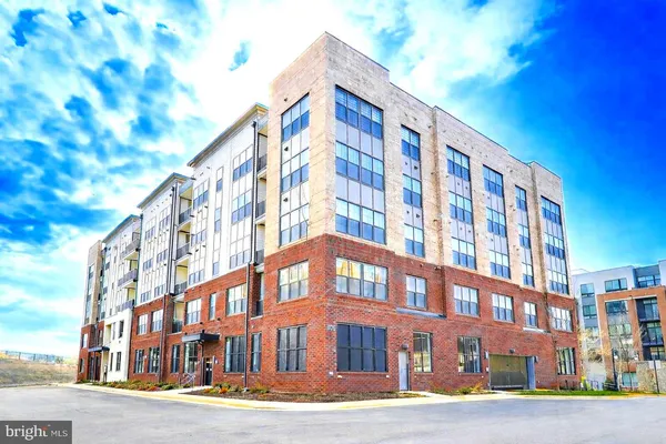 $640,000 | 106 St Ives Place, Unit 408, Oxon Hill, MD 20745