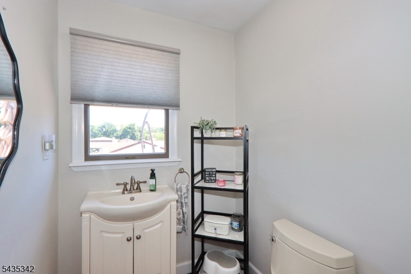 400 Madison Hill Road Clark, NJ 07066 - Photo 19 of 43