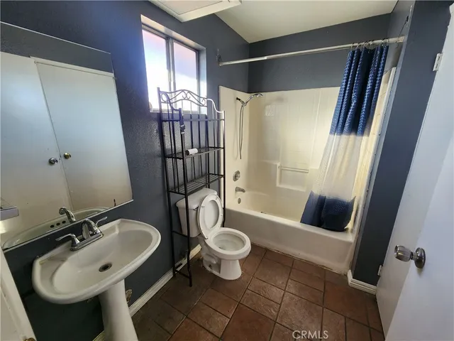 $620,000 | 8850 3rd, Hesperia, CA 92345