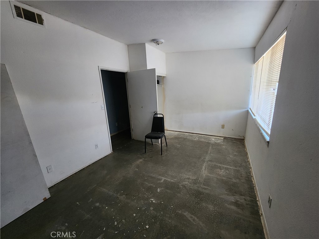 8850 3rd Hesperia, CA 92345 - Photo 41 of 50