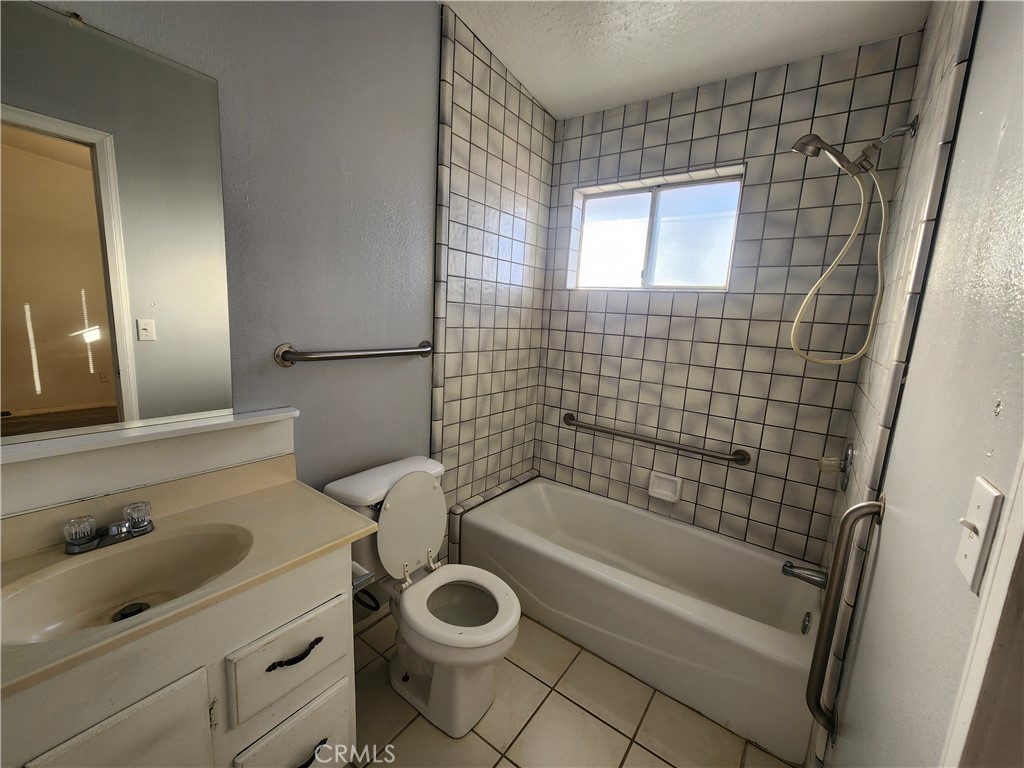 8850 3rd Hesperia, CA 92345 - Photo 44 of 50