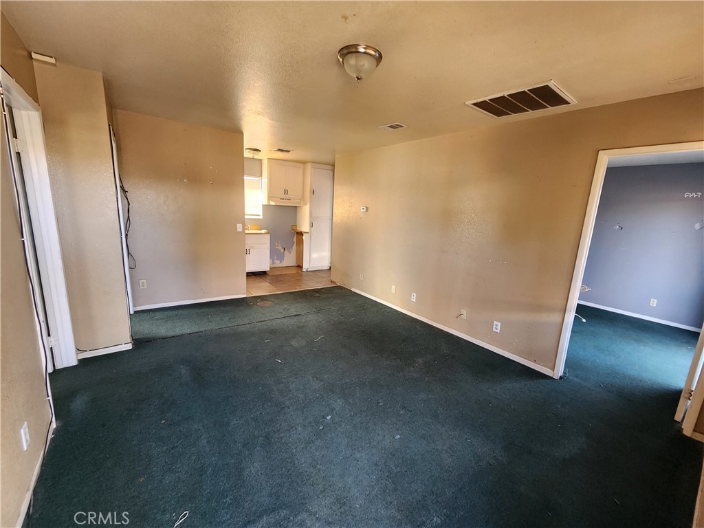 8850 3rd Hesperia, CA 92345 - Photo 8 of 50