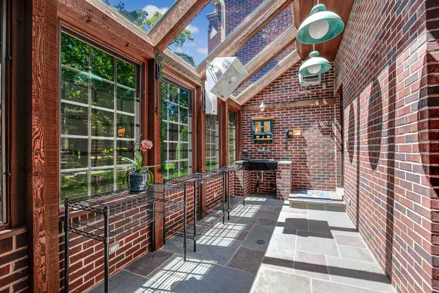 $3,450,000 | 546 Lakeland Drive, Lake Bluff, IL 60044