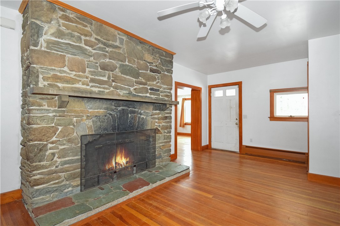 29 Forest Road Bristol, RI 02809 - Photo 4 of 31