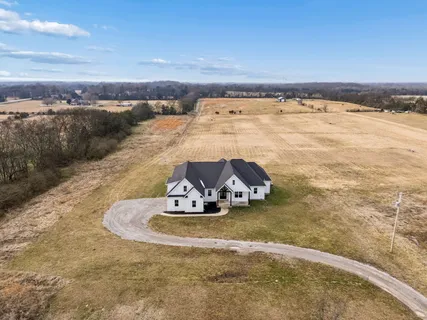 $799,900 | 213 Jack Pickle Lane, Lewisburg, TN 37091