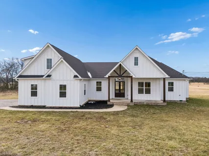 $799,900 | 213 Jack Pickle Lane, Lewisburg, TN 37091