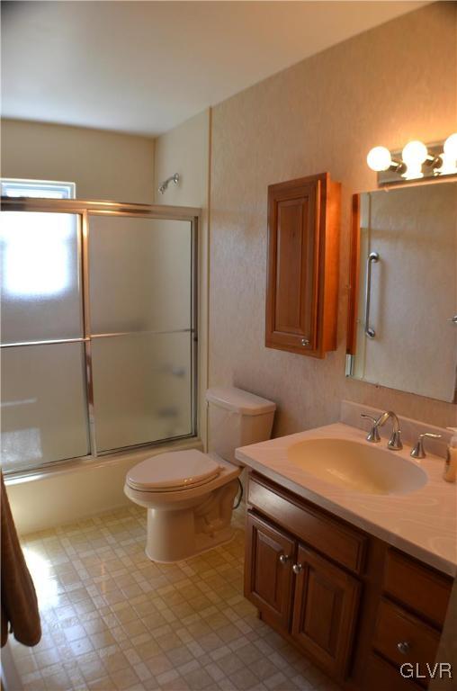 3886 Bittersweet Road Center Valley, PA 18034 - Photo 12 of 22 Gallery Image 12