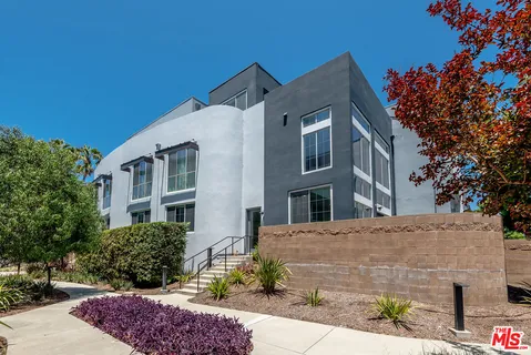 $1,695,000 | 5350 Playa Vista Drive, Unit 17, Playa Vista, CA 90094