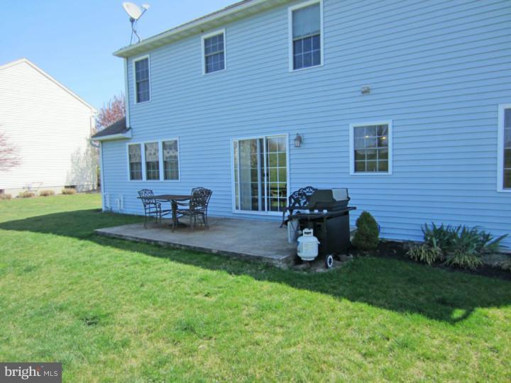 1108 Crest Road Leesport, PA 19533 - Photo 19 of 21 Family Room