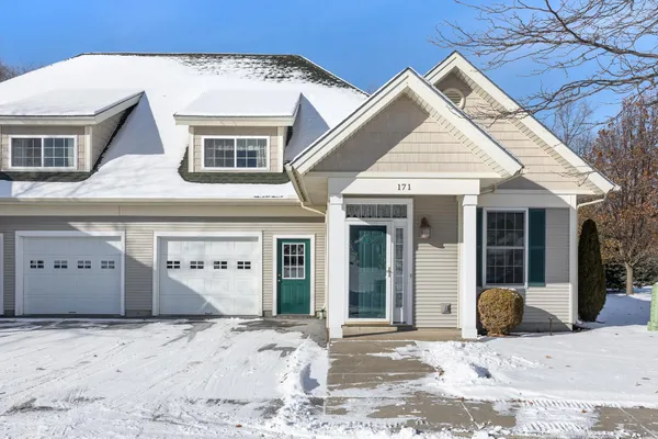 $419,000 | 171 Garden Circle, Unit 108, St. Albans Town, VT 05478