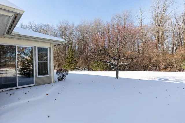$429,000 | 171 Garden Circle, Unit 108, St. Albans Town, VT 05478
