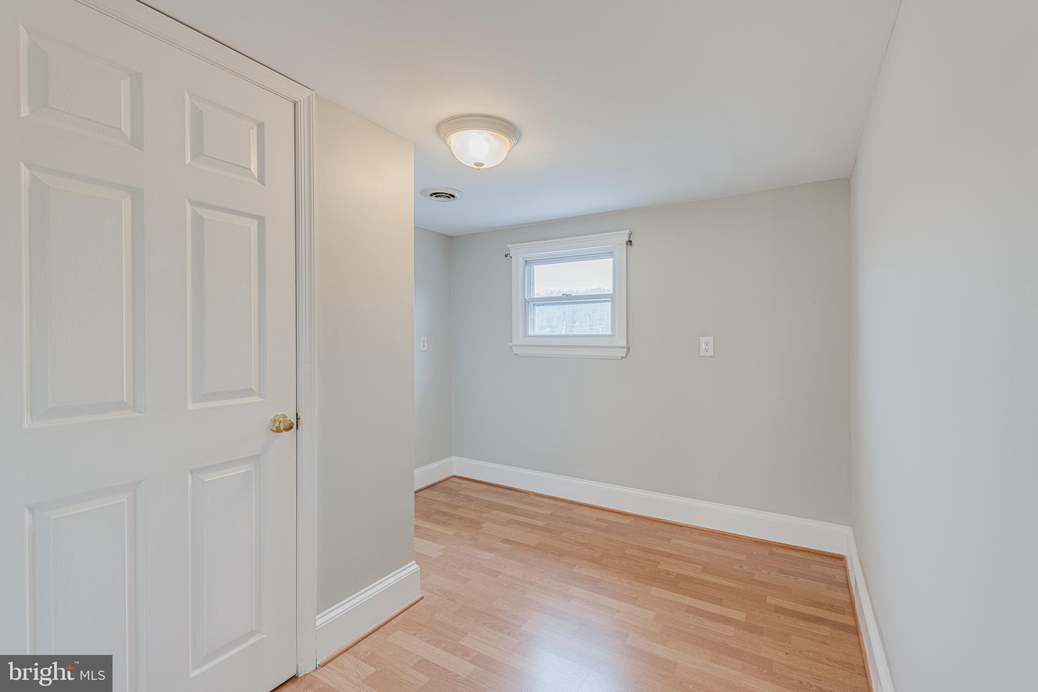 2728 Spring Hill Road Owings Mills, MD 21117 - Photo 36 of 41 Gallery Image 36