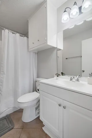 $3,500 | 3208 Twinberry Cove, Unit A, Austin, TX 78746