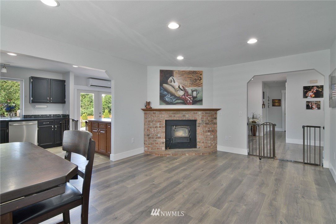 17904 28th Avenue Southeast Bothell, WA 98012 - Photo 11 of 22 Gallery Image 11