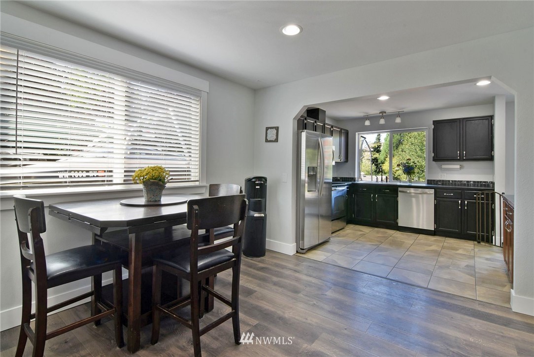 17904 28th Avenue Southeast Bothell, WA 98012 - Photo 10 of 22 Gallery Image 10