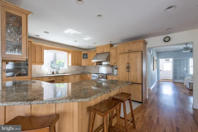 $5,500 | 164 Osborn Avenue, Bay Head, NJ 08742