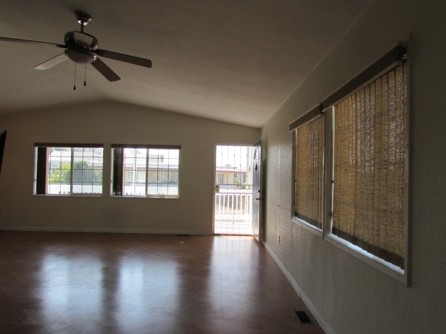 1815 Sweetwater Road, Unit 76 Spring Valley, CA 91977 - Photo 8 of 25 Gallery Image 8
